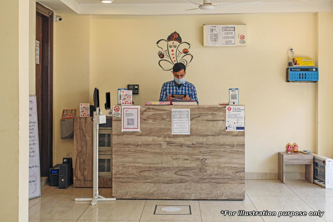 Oyo Flagship 69860 Mastana Palace Hotel Varanasi Exterior foto