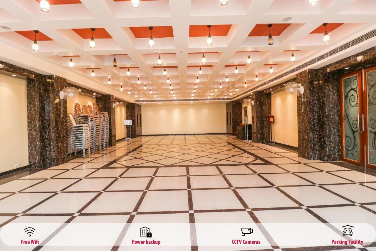 Oyo Flagship 69860 Mastana Palace Hotel Varanasi Exterior foto